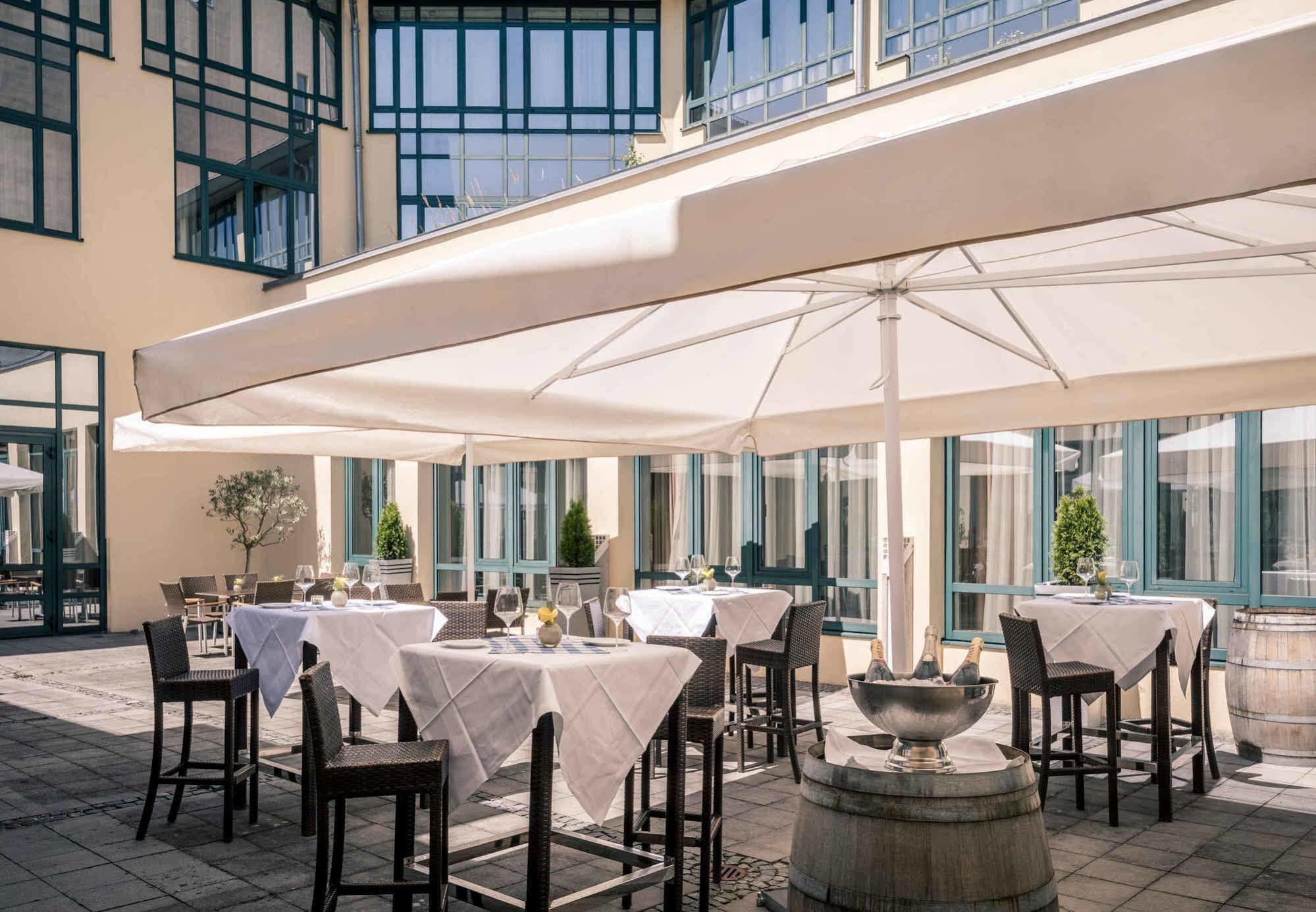 Munich Airport Marriott Hotel Freising Bagian luar foto